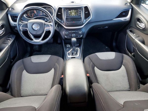 2016 JEEP CHEROKEE Sport — CKPT