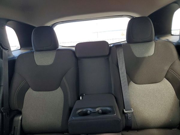 2016 JEEP CHEROKEE Sport — SUVN