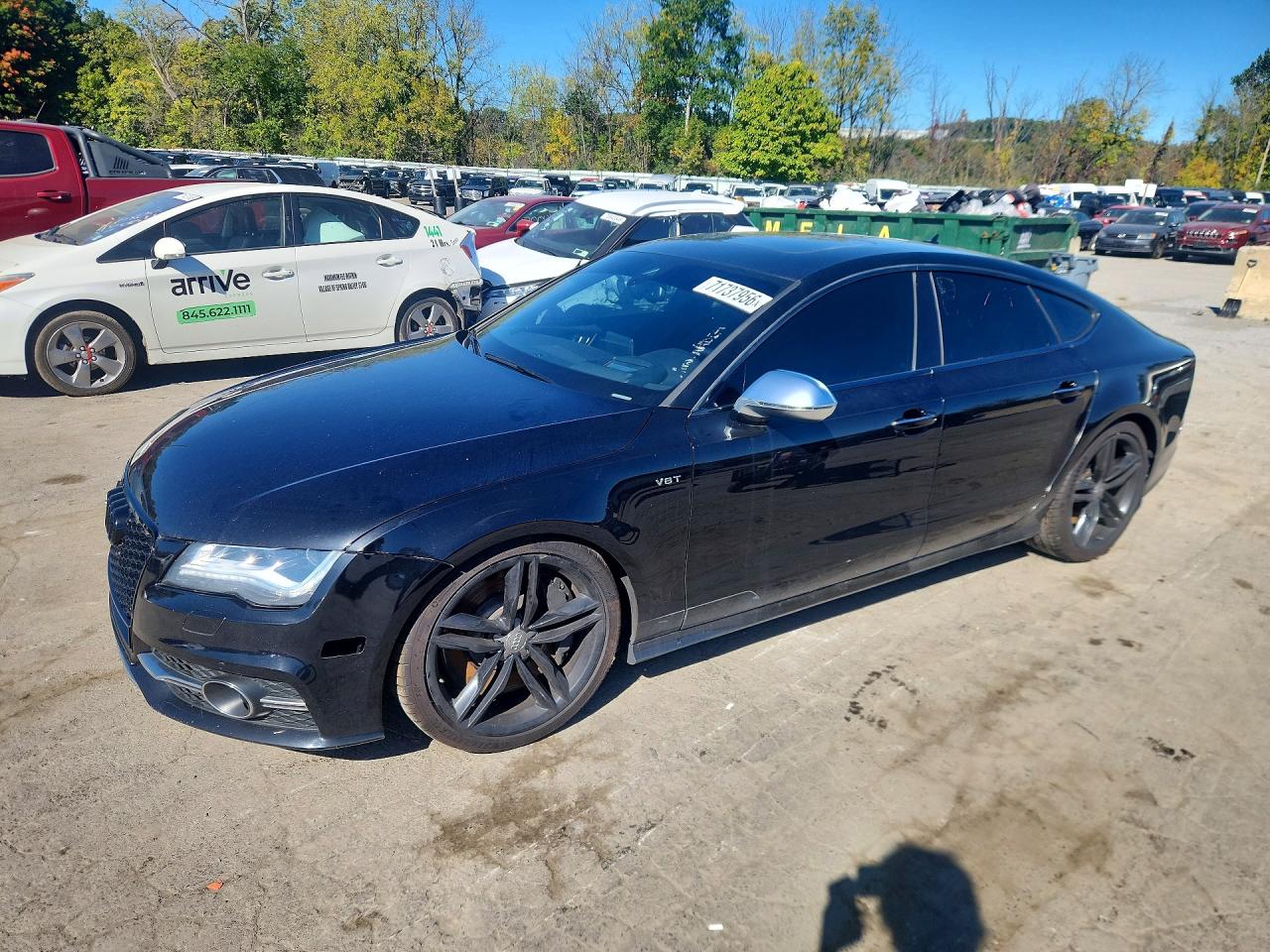 2013 AUDI S7/RS7 w/ Innovation Pkg — Front 3/4