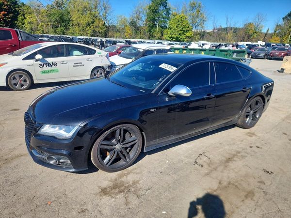 2013 AUDI S7/RS7 w/ Innovation Pkg — Front 3/4