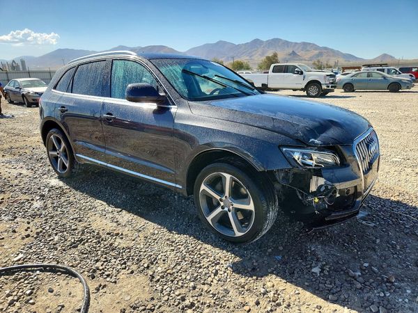2014 AUDI Q5 — Passenger 3/4