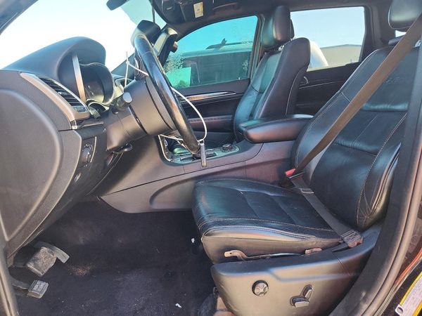 2016 JEEP GRAND CHEROKEE Limited — DENT