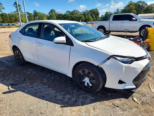2019 TOYOTA COROLLA L/LE/SE/XLE/XSE — Passenger 3/4