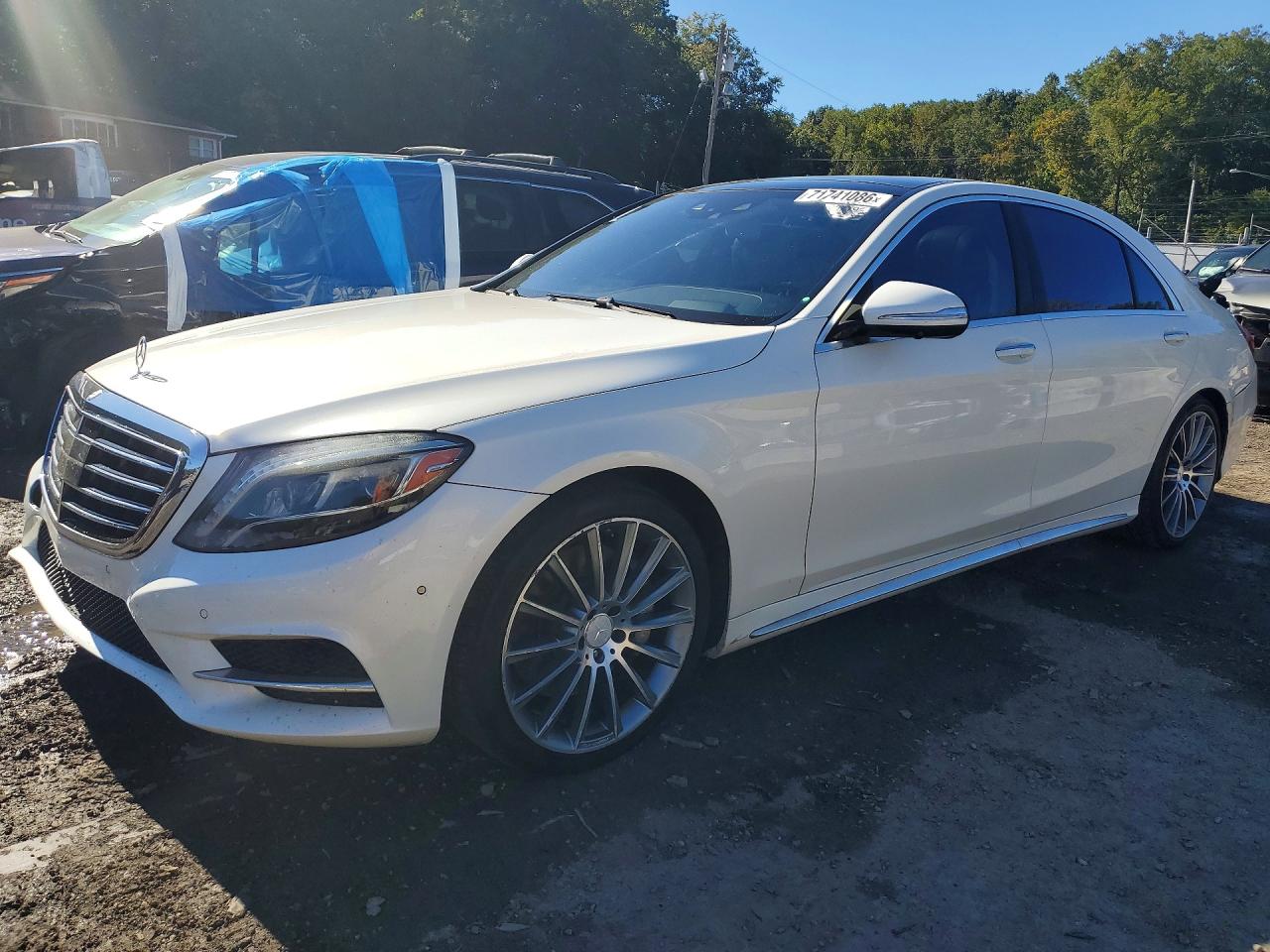 2015 MERCEDES-BENZ S S550 — Front 3/4