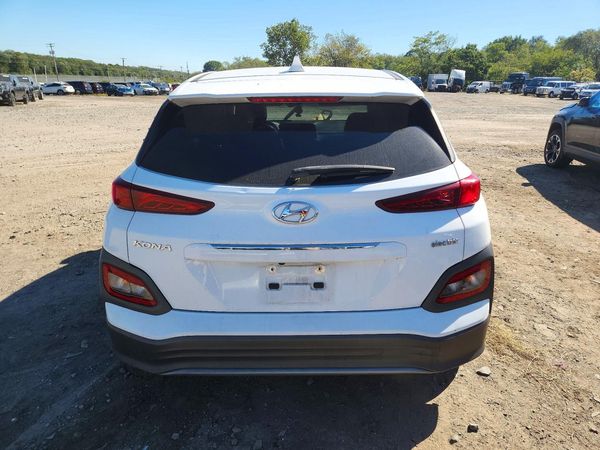 2021 HYUNDAI KONA Limited — DIRR