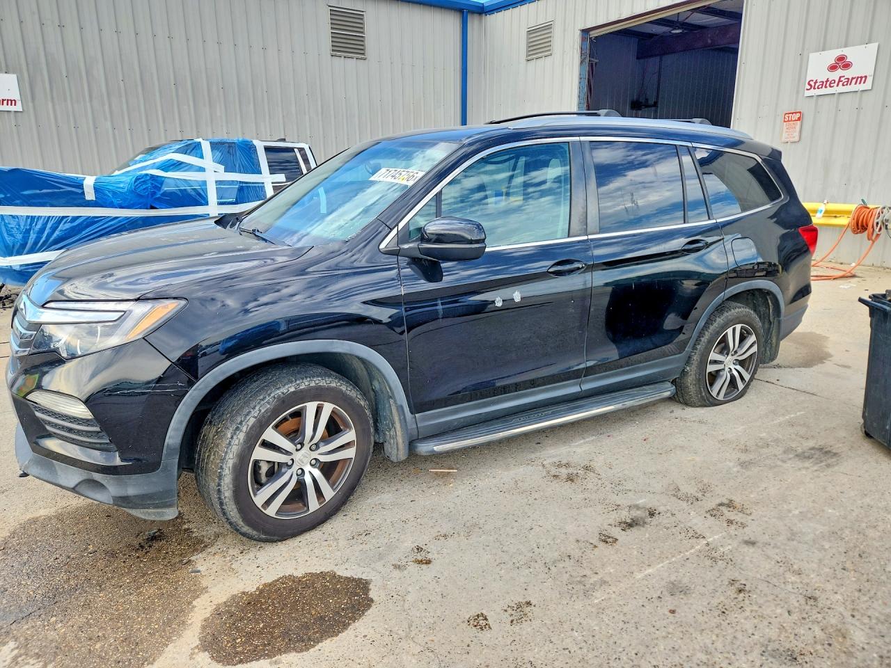 2017 HONDA PILOT EXL SENSING — Front 3/4