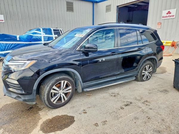 2017 HONDA PILOT EXL SENSING — Front 3/4