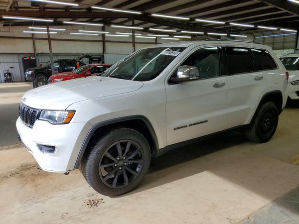 2017 JEEP CHEROKEE Limited — Front 3/4