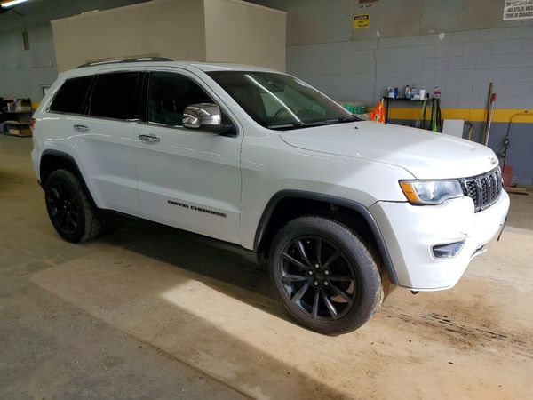 2017 JEEP CHEROKEE Limited — Passenger 3/4