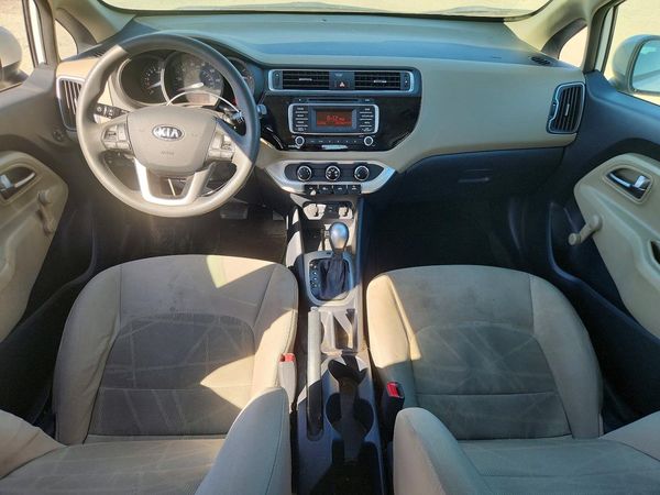 2016 KIA RIO LX A/T — CKPT