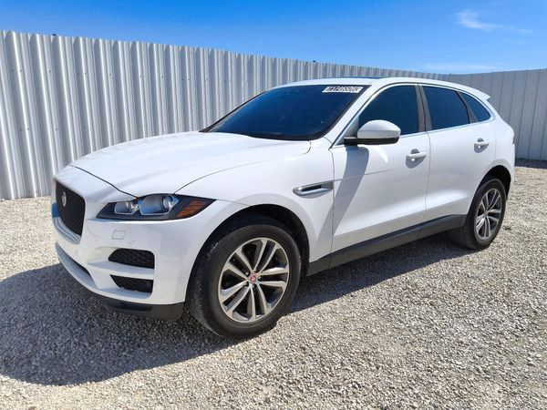 2020 JAGUAR F-PACE Premium — Front 3/4