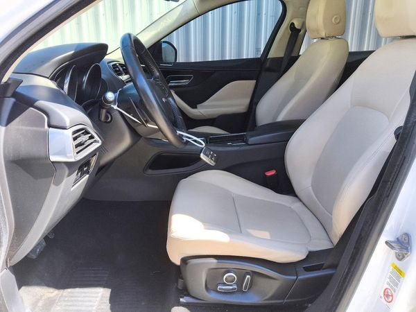 2020 JAGUAR F-PACE Premium — DENT