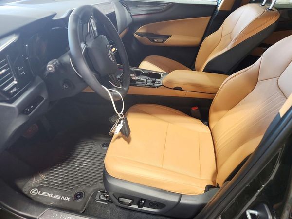 2026 LEXUS NX 350 Premium — DENT