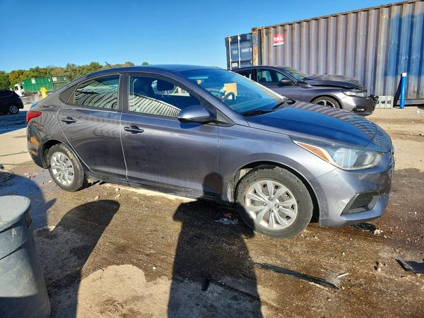 2019 HYUNDAI ACCENT SE and SEL — Passenger 3/4