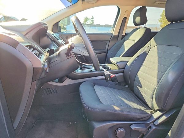 2018 FORD EDGE SE — DENT