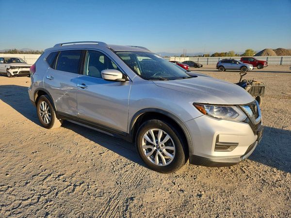 2018 NISSAN ROGUE — Passenger 3/4