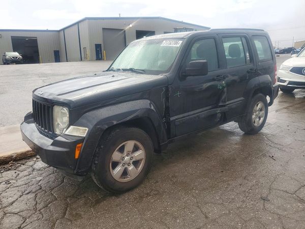 2012 JEEP LIBERTY Sport — Front 3/4