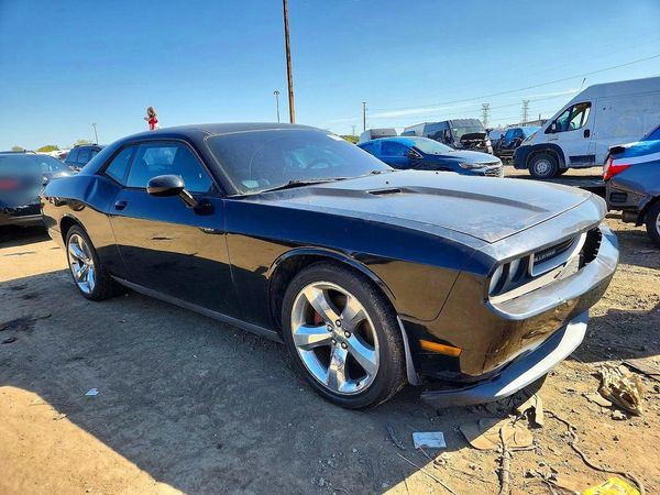 2013 DODGE CHALLENGER Base — Passenger 3/4