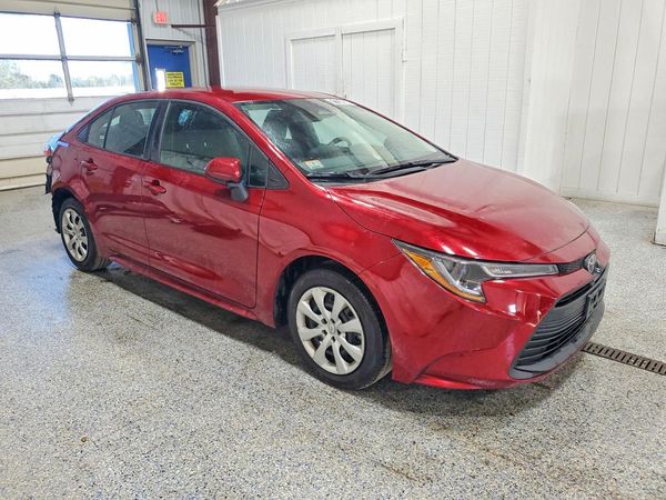 2026 TOYOTA COROLLA LE — Passenger 3/4