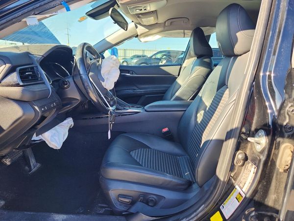 2019 TOYOTA CAMRY L/LE/SE/XLE — DENT