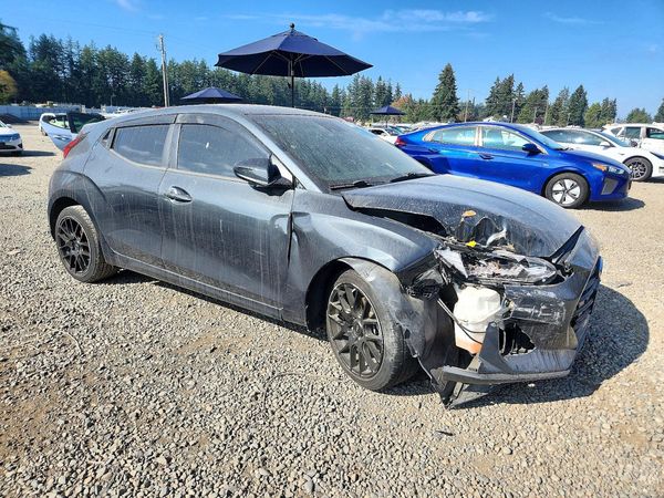 2019 HYUNDAI VELOSTER 2.0L and 2.0L Premium — Passenger 3/4