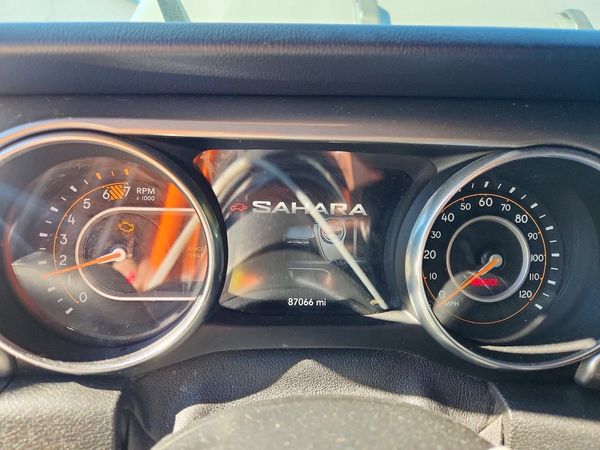 2020 JEEP WRANGLER UNLIMITED Unlimited Sahara — ODOM