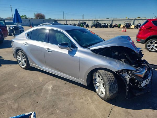 2021 LEXUS IS 300 Base — Passenger 3/4
