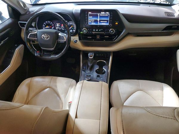2020 TOYOTA HIGHLANDER Limited — CKPT