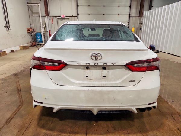 2022 TOYOTA CAMRY SE — DIRR