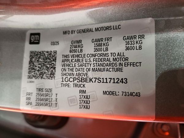 2025 CHEVROLET COLORADO Work Truck — VINS