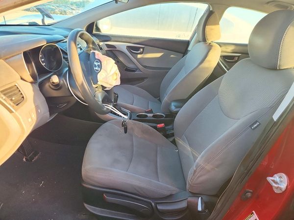 2014 HYUNDAI ELANTRA GLS(Middle) — DENT