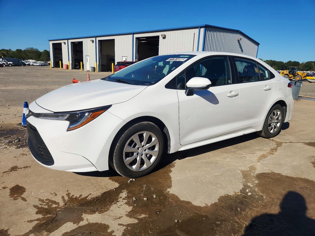 2026 TOYOTA COROLLA LE — Front 3/4