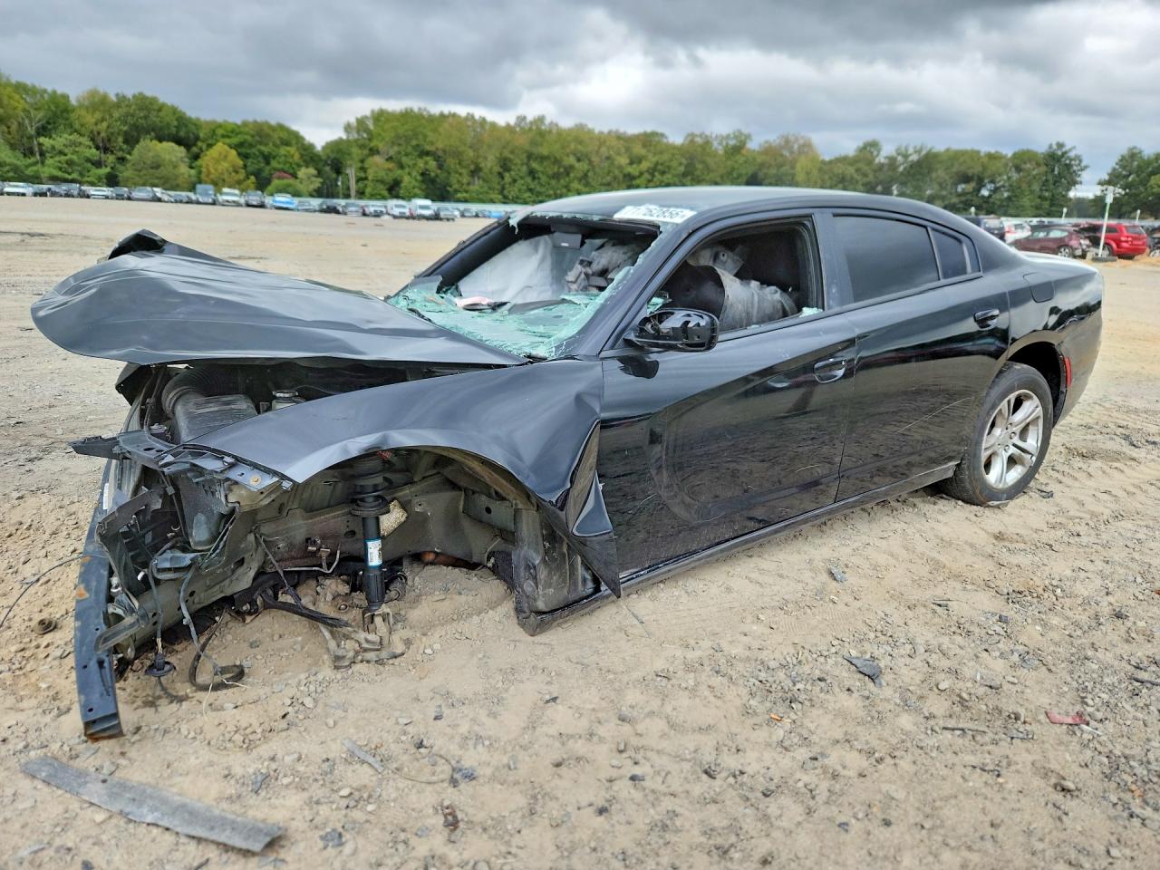 2019 DODGE CHARGER SXT — Front 3/4