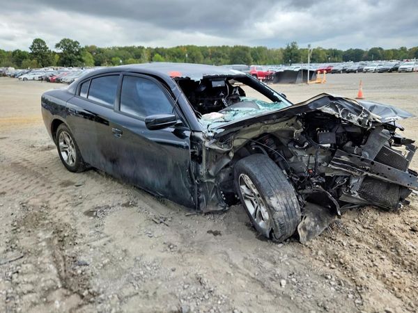 2019 DODGE CHARGER SXT — Passenger 3/4