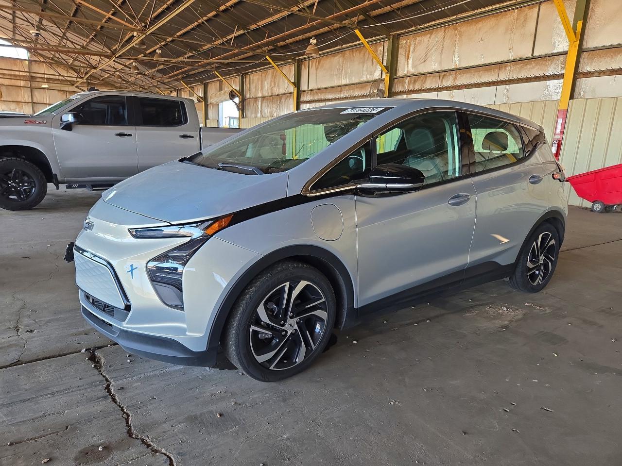 2023 CHEVROLET BOLT 2LT — Front 3/4