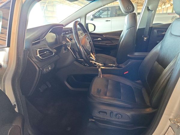 2023 CHEVROLET BOLT 2LT — DENT