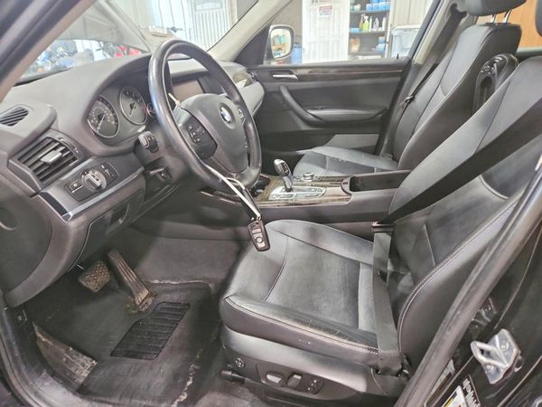 2013 BMW X3 xDrive28i — DENT