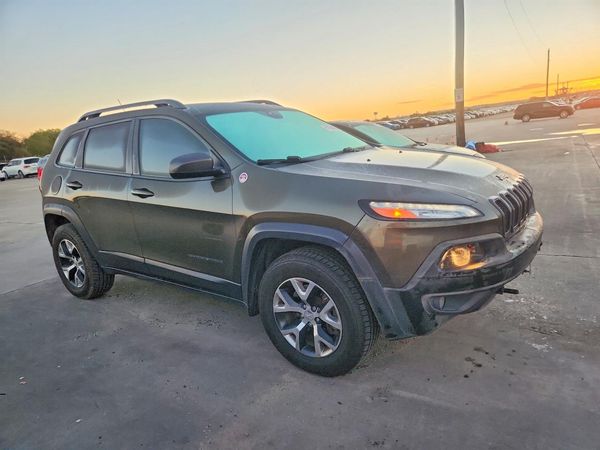 2015 JEEP CHEROKEE Trailhawk — Passenger 3/4
