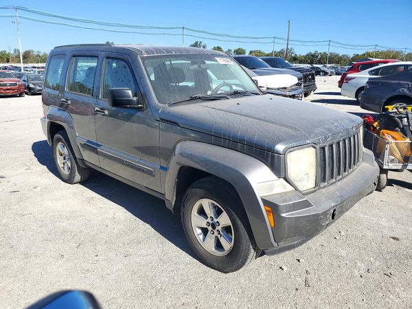 2012 JEEP LIBERTY Sport — Passenger 3/4
