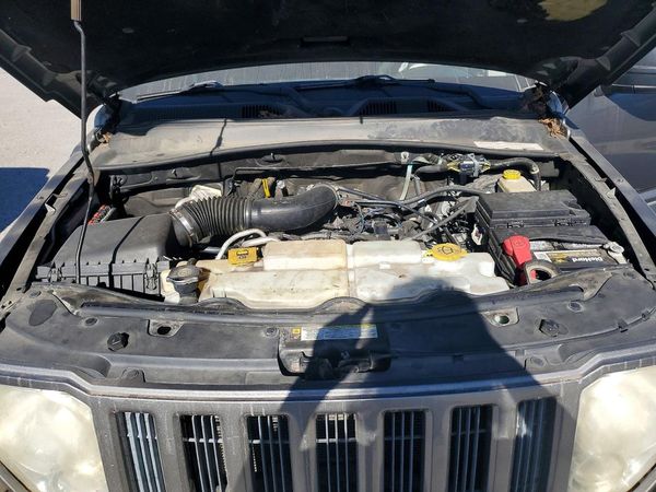 2012 JEEP LIBERTY Sport — Engine bay