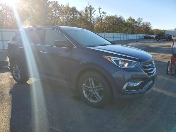 2017 HYUNDAI SANTA FE — Passenger 3/4