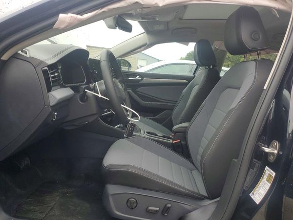 2027 VOLKSWAGEN JETTA SE — DENT