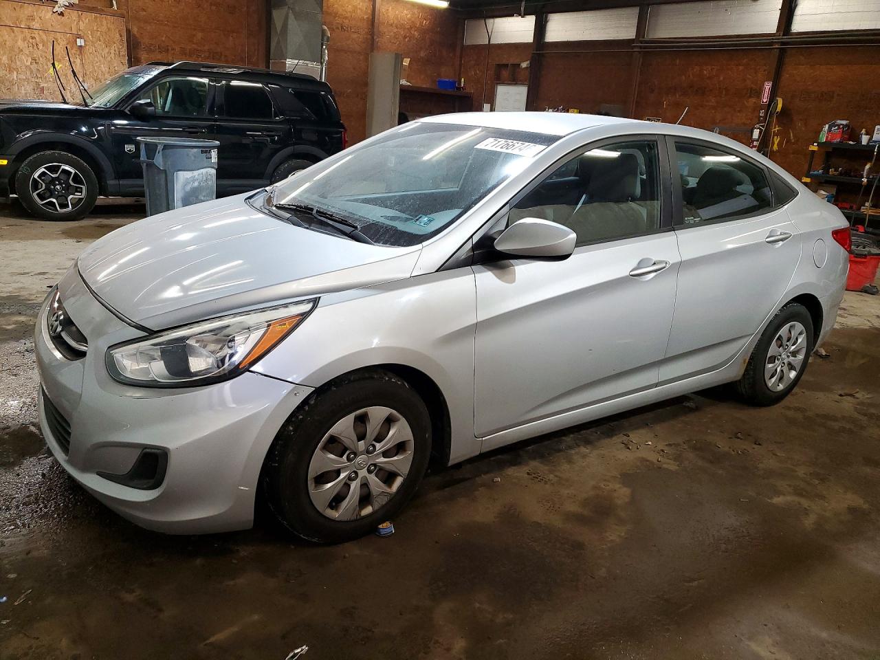 2015 HYUNDAI ACCENT GL(Middle-low) — Front 3/4
