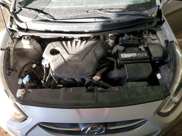 2015 HYUNDAI ACCENT GL(Middle-low) — Engine bay