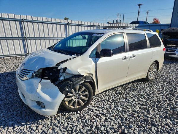 2012 TOYOTA SIENNA — DSFA — Front 3/4