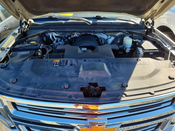 2016 CHEVROLET TAHOE LTZ — Engine bay