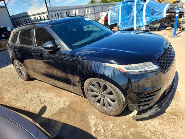 2018 LAND ROVER RANGEROVER R-Dynamic SE — Passenger 3/4