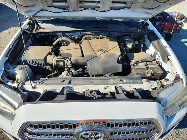 2017 TOYOTA TACOMA SR5/TRD Sport — Engine bay