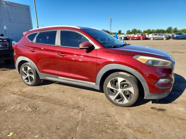 2016 HYUNDAI TUCSON — Passenger 3/4