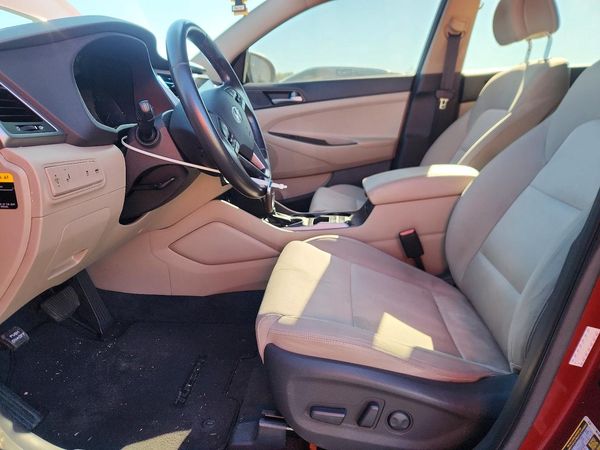 2016 HYUNDAI TUCSON — DENT